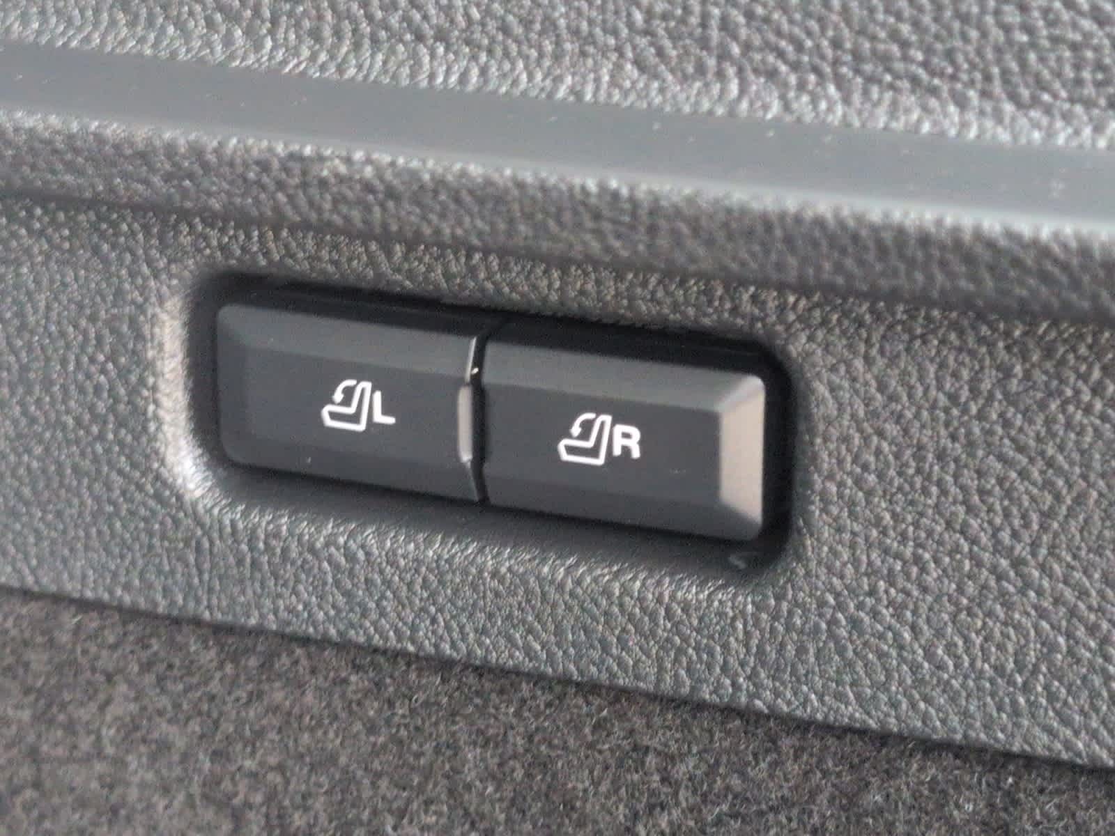 used 2022 Lincoln Corsair car, priced at $31,998