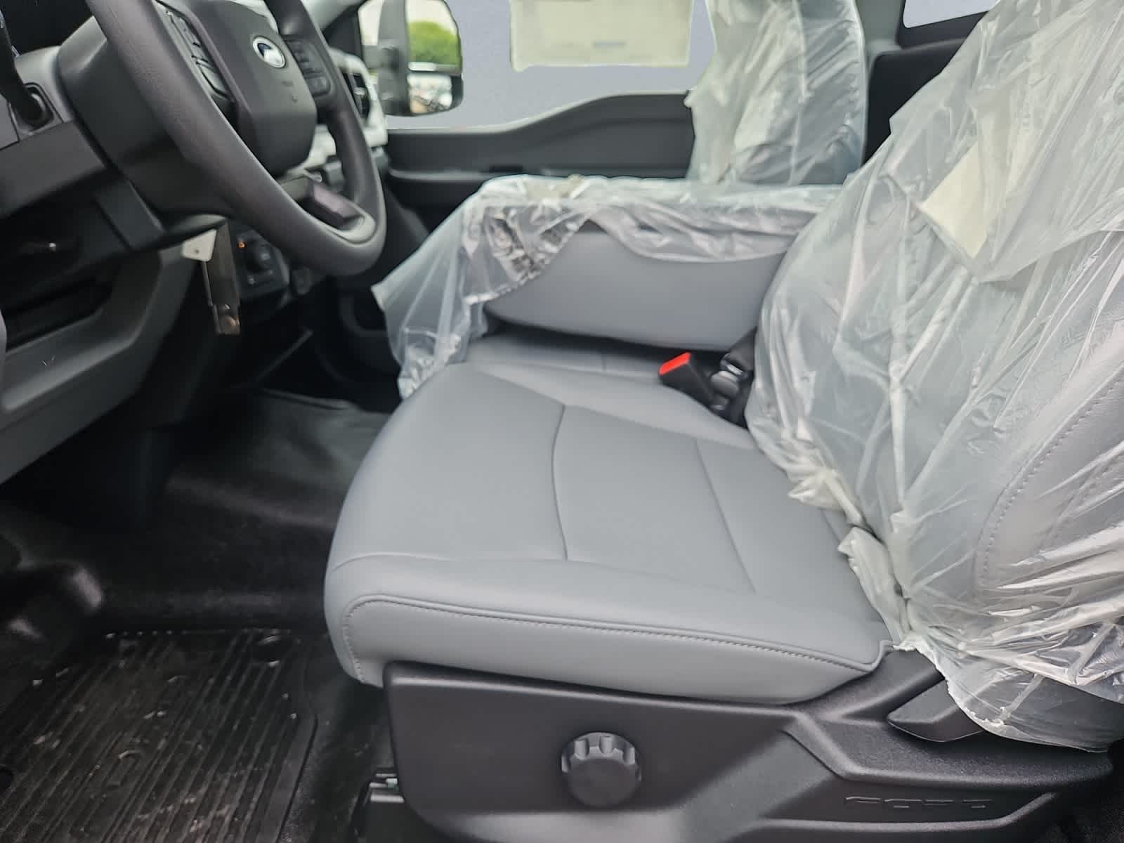 new 2025 Ford Super Duty F-350 SRW car, priced at $54,360