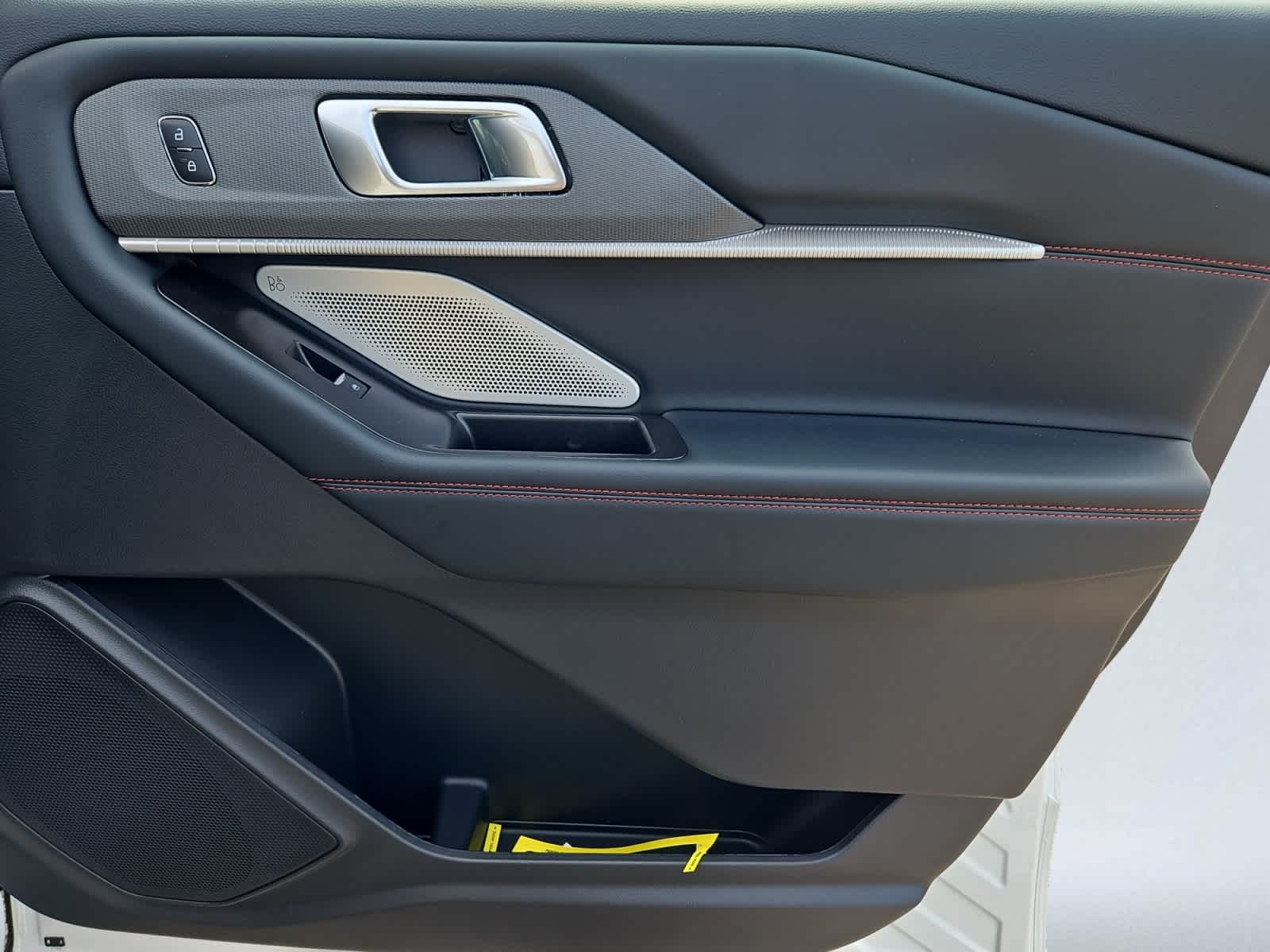 new 2025 Ford Explorer car, priced at $62,480
