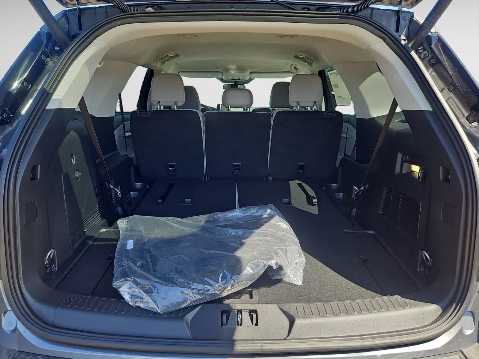new 2025 Ford Explorer car, priced at $44,703