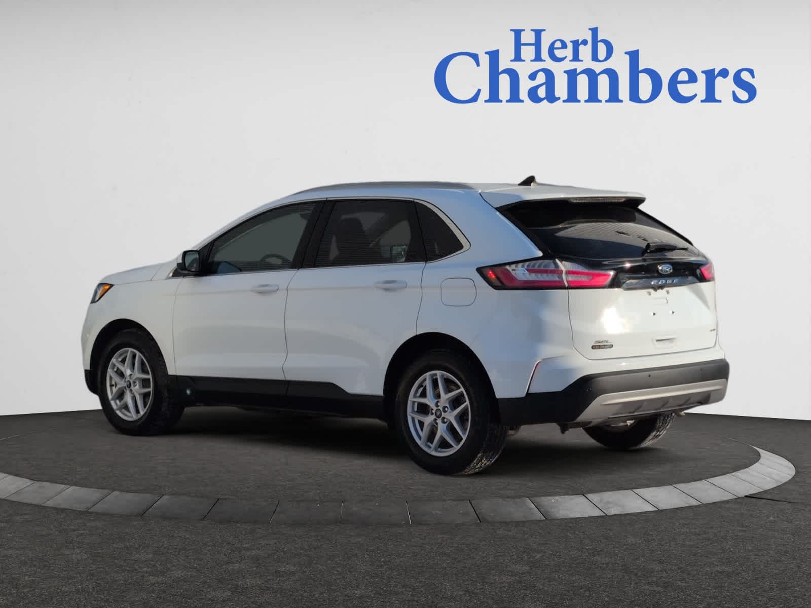 used 2022 Ford Edge car, priced at $24,998