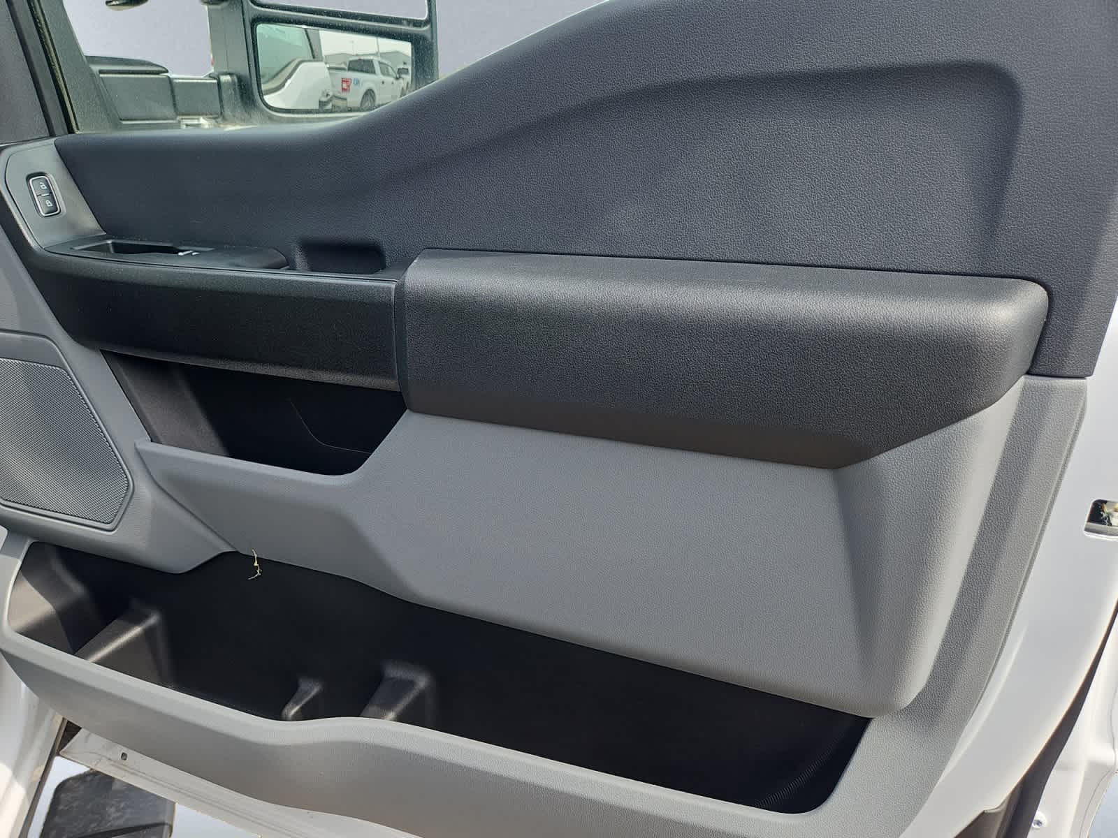 new 2025 Ford Super Duty F-350 SRW car, priced at $67,345