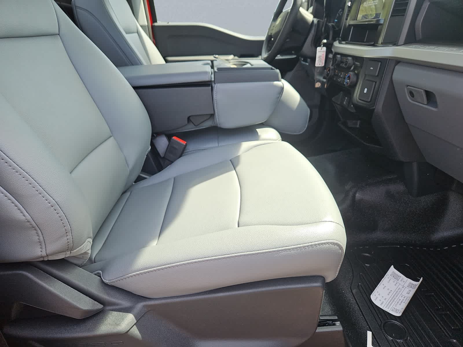new 2025 Ford Super Duty F-350 SRW car, priced at $53,765