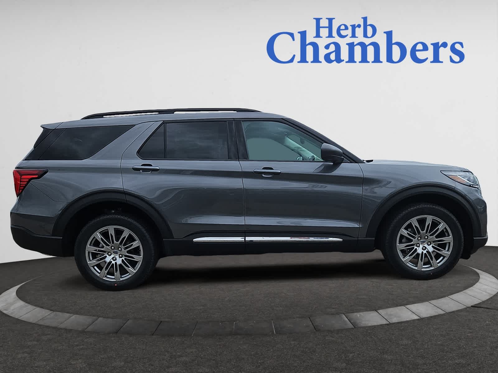 new 2025 Ford Explorer car, priced at $48,185