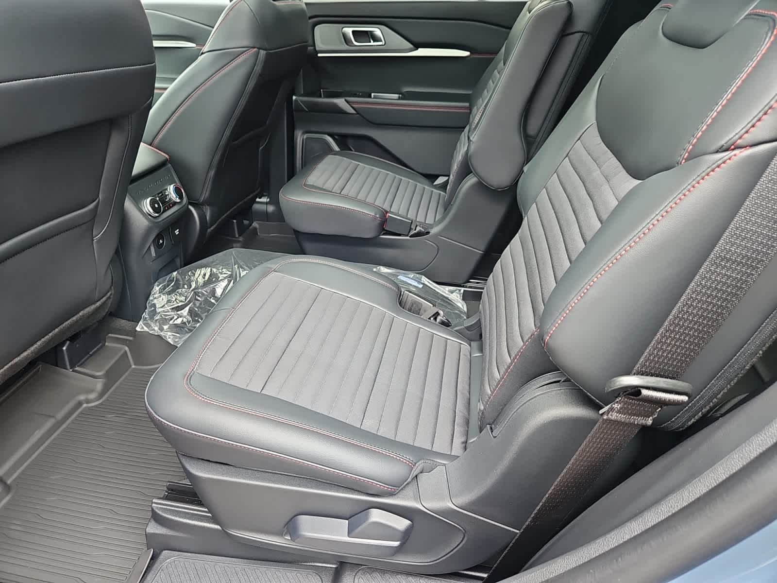 new 2025 Ford Explorer car, priced at $52,935