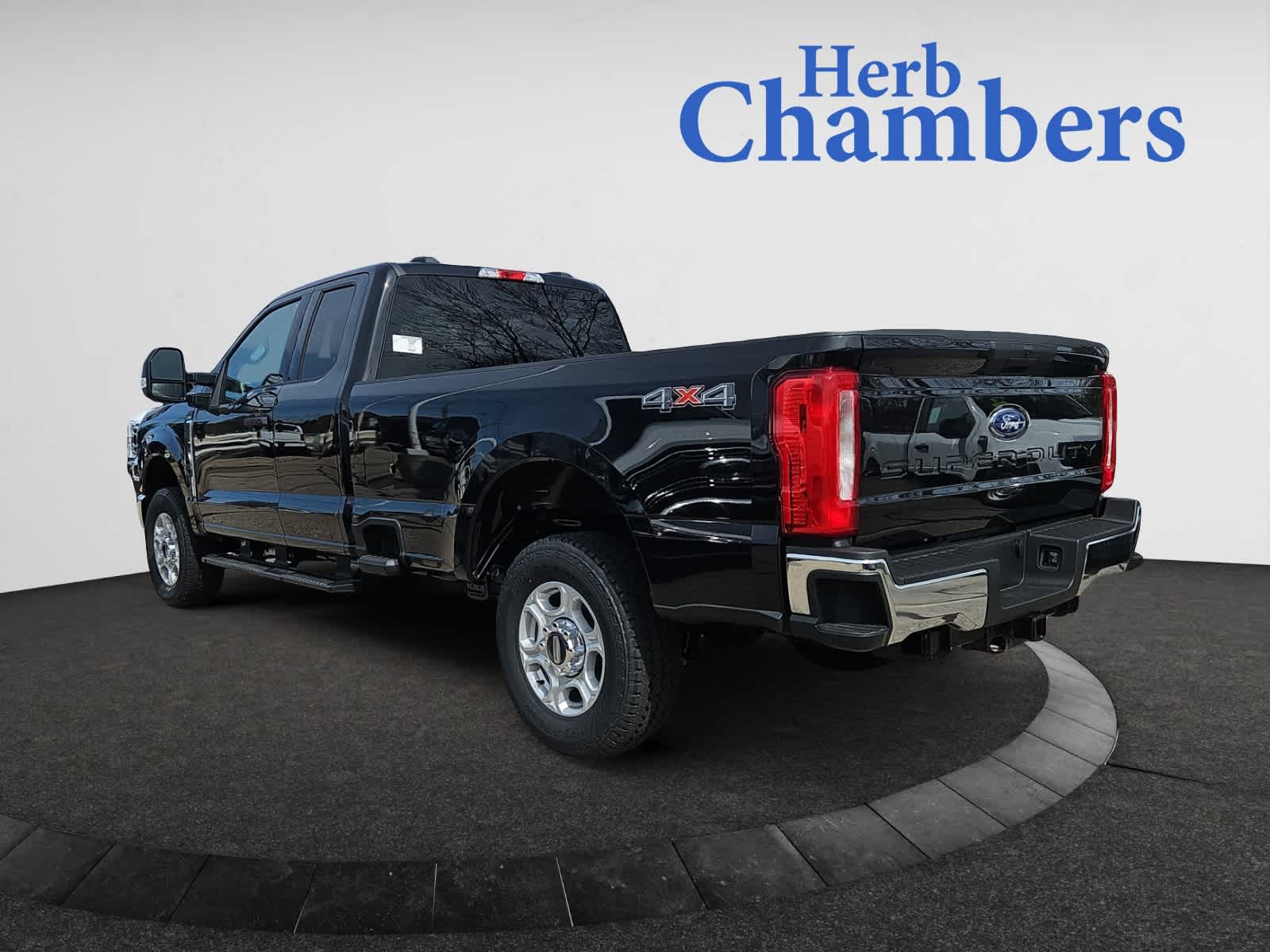 new 2025 Ford Super Duty F-250 SRW car, priced at $56,620
