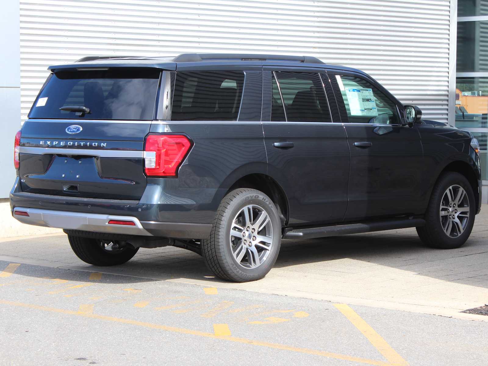 new 2024 Ford Expedition car, priced at $73,185