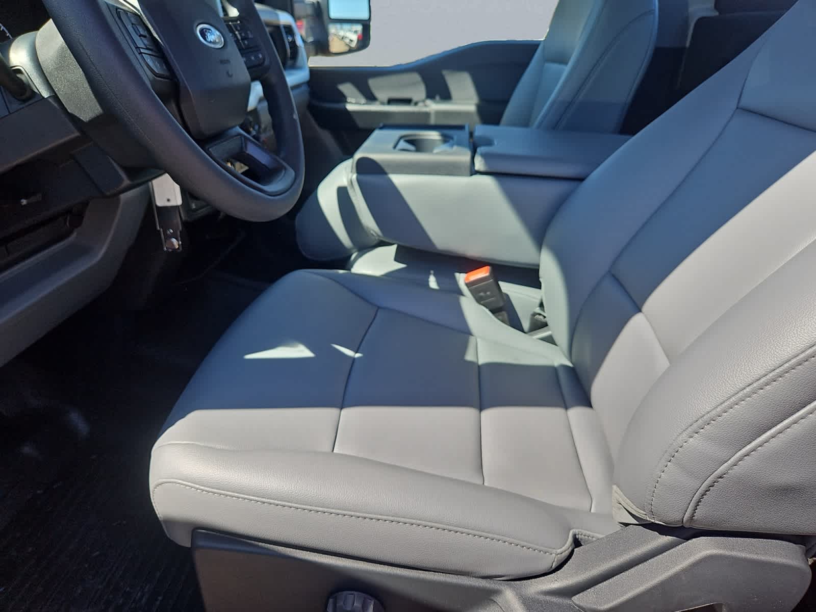 new 2025 Ford Super Duty F-350 SRW car, priced at $53,940