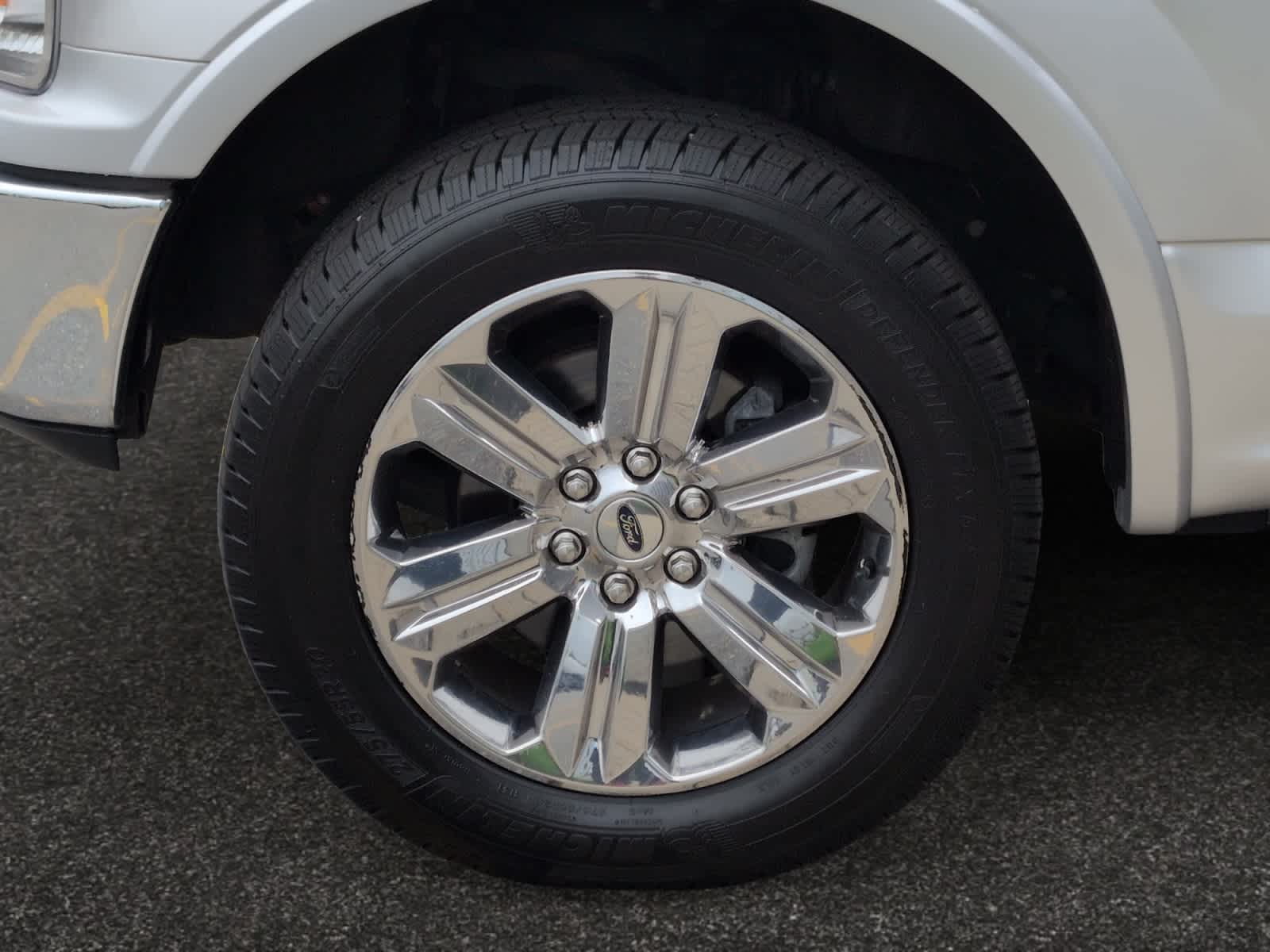 used 2019 Ford F-150 car, priced at $32,998