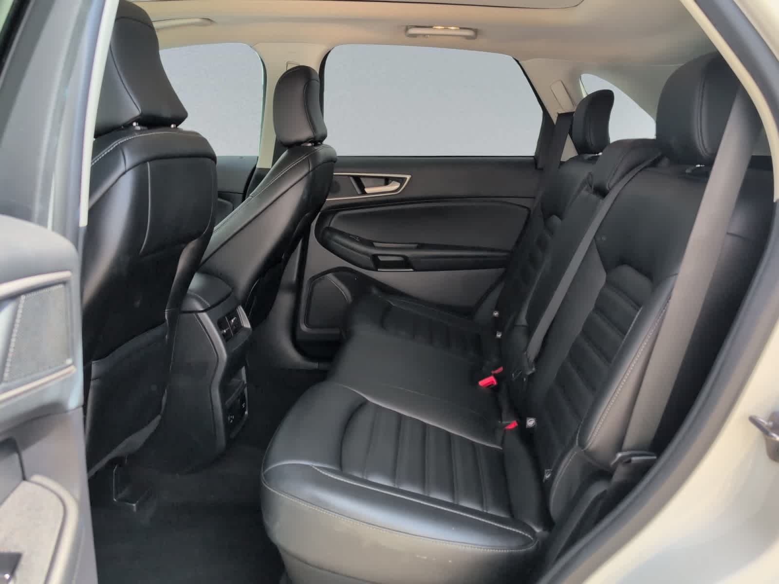 used 2022 Ford Edge car, priced at $27,998