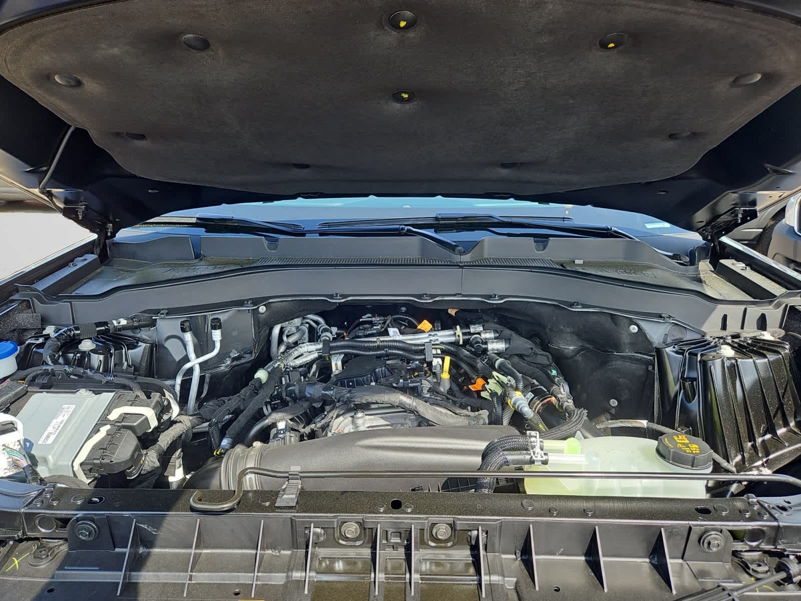 new 2025 Ford Explorer car, priced at $46,707