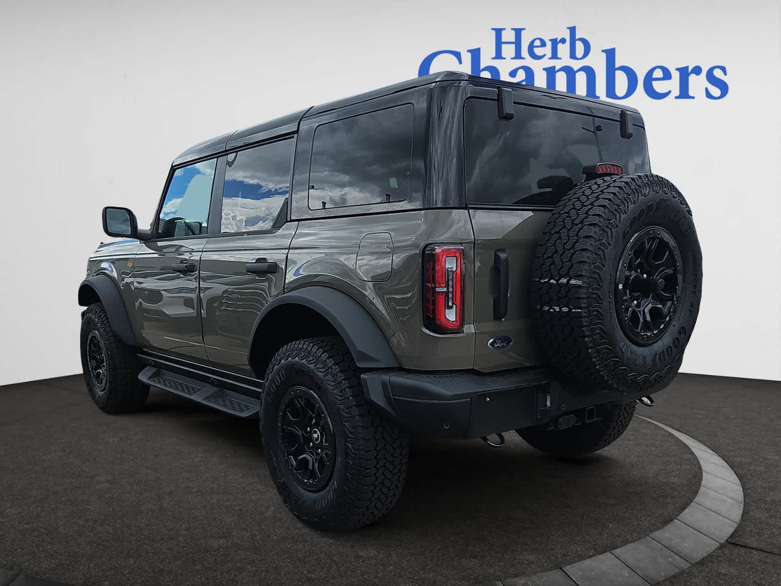 new 2025 Ford Bronco car, priced at $65,610