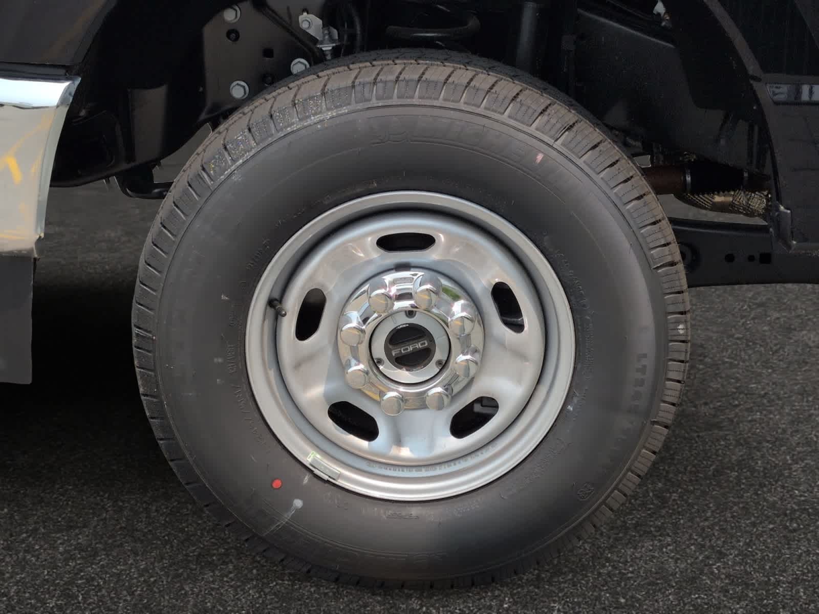 new 2024 Ford Super Duty F-250 SRW car, priced at $48,329