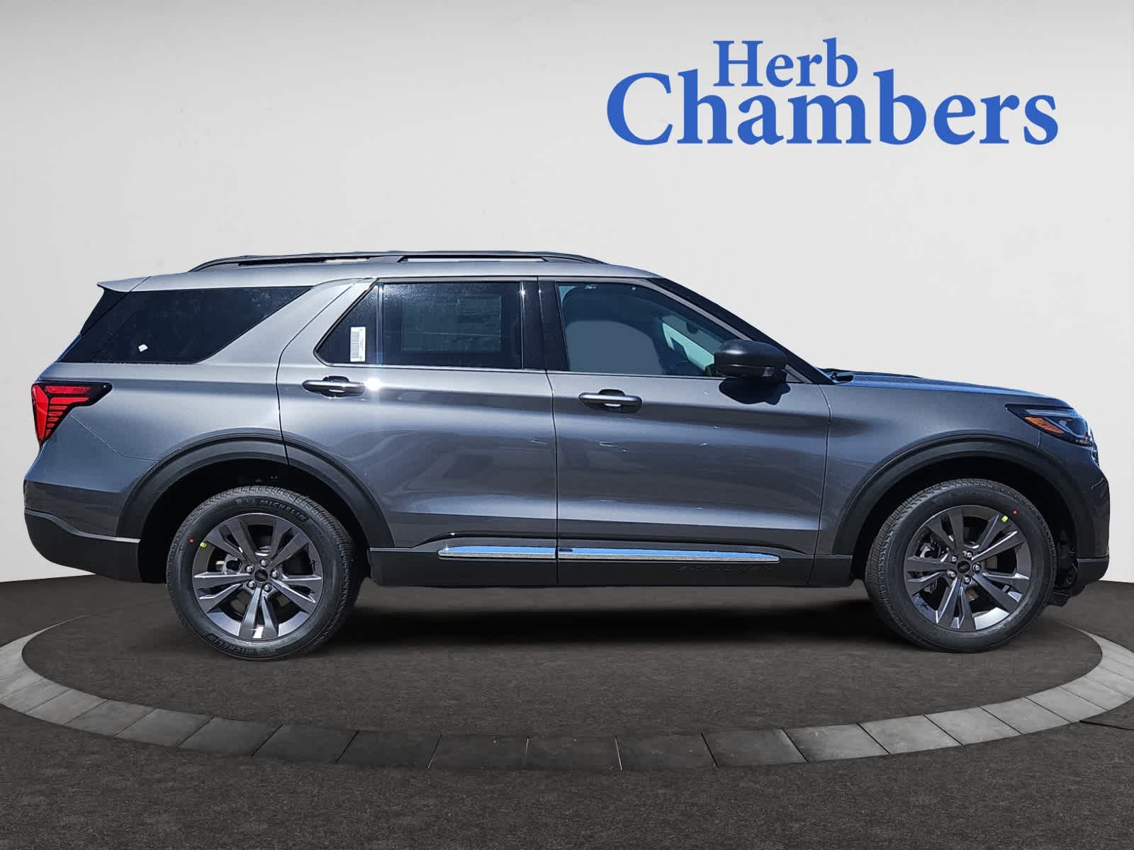 new 2025 Ford Explorer car, priced at $44,703
