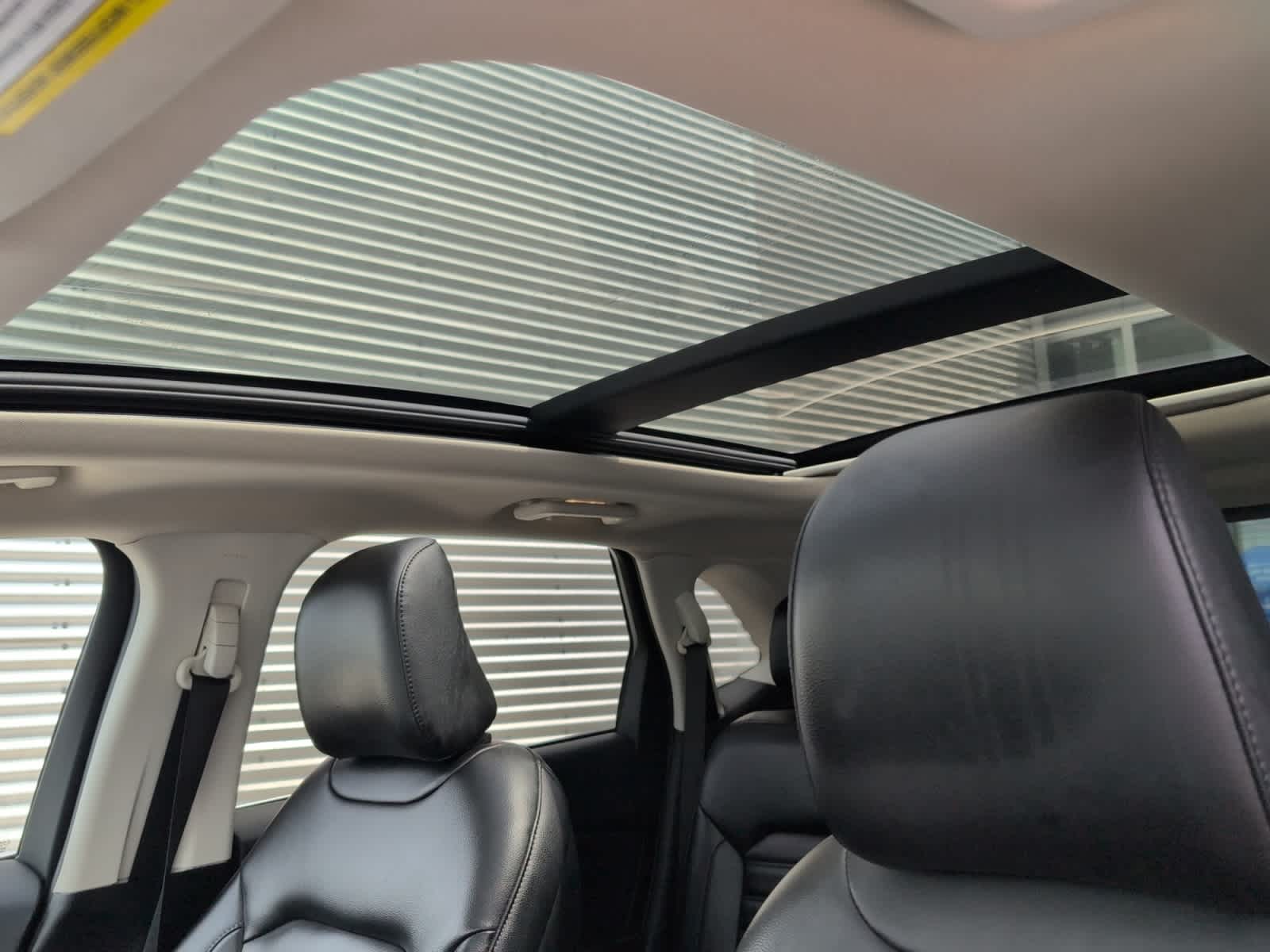 used 2022 Ford Edge car, priced at $25,998