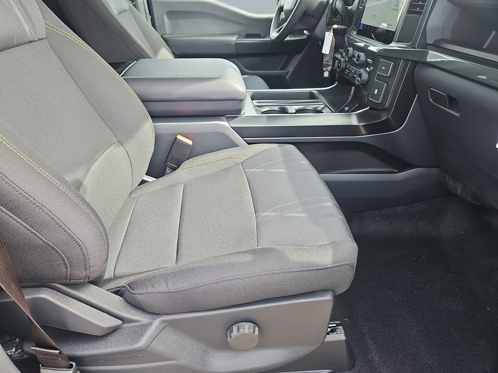 new 2025 Ford F-150 car, priced at $48,132