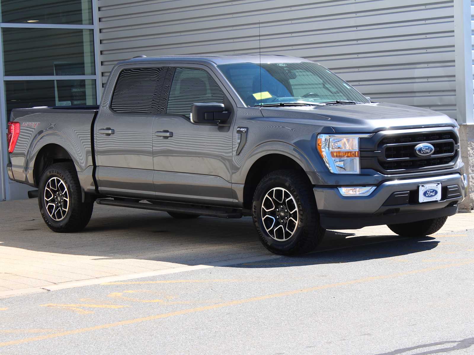 used 2021 Ford F-150 car, priced at $29,998