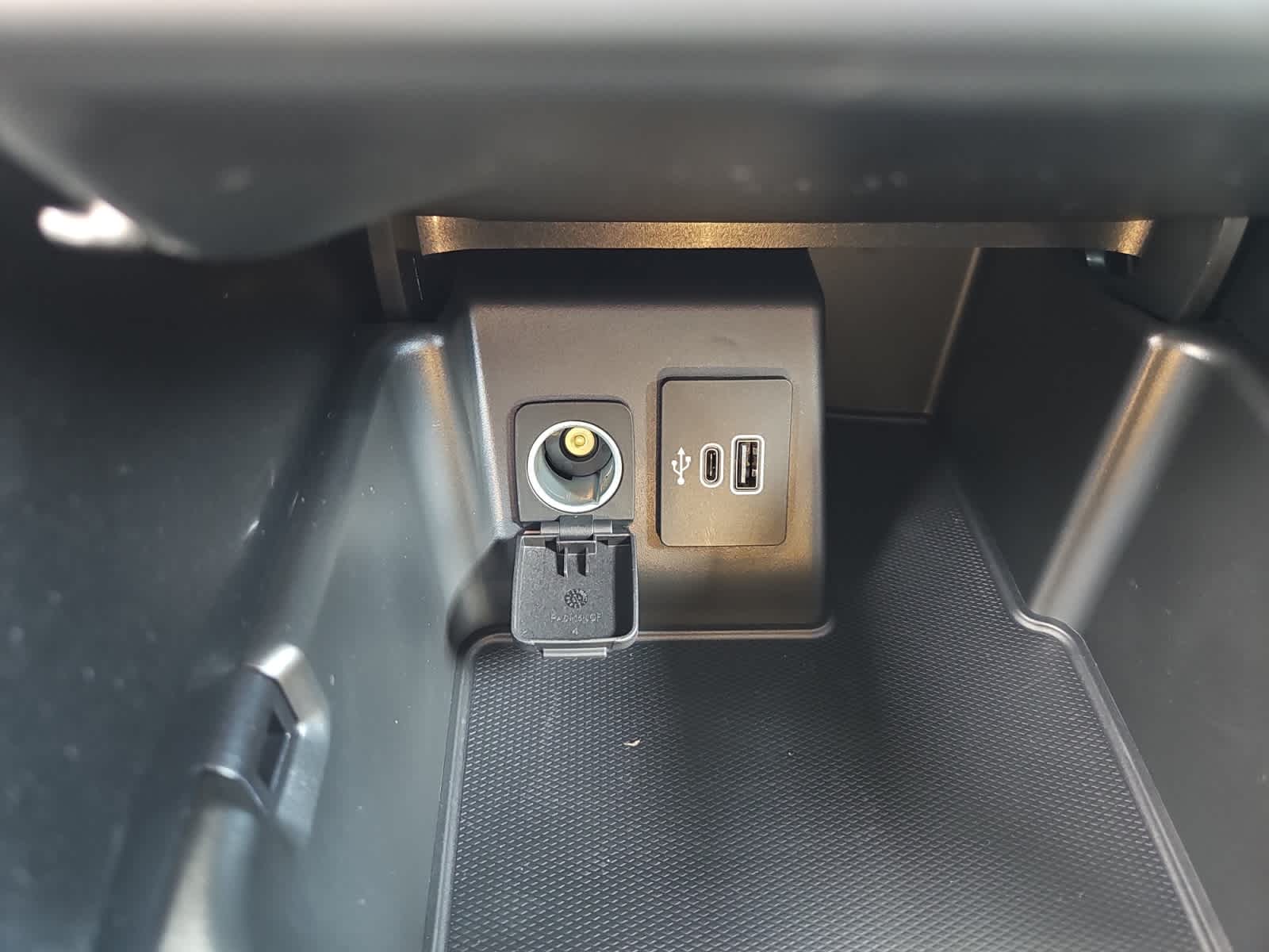 new 2025 Ford Explorer car, priced at $61,660