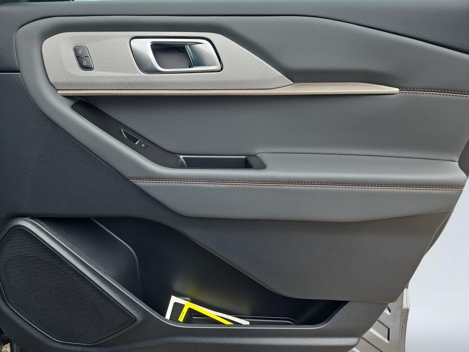 new 2025 Ford Explorer car, priced at $50,420
