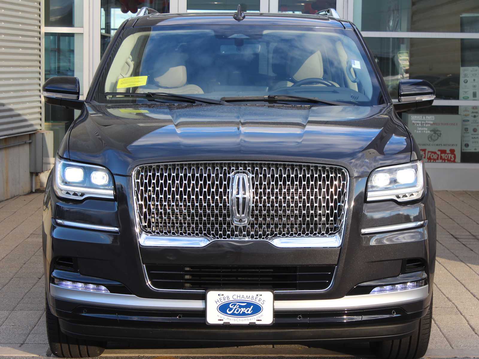 used 2022 Lincoln Navigator car, priced at $66,998