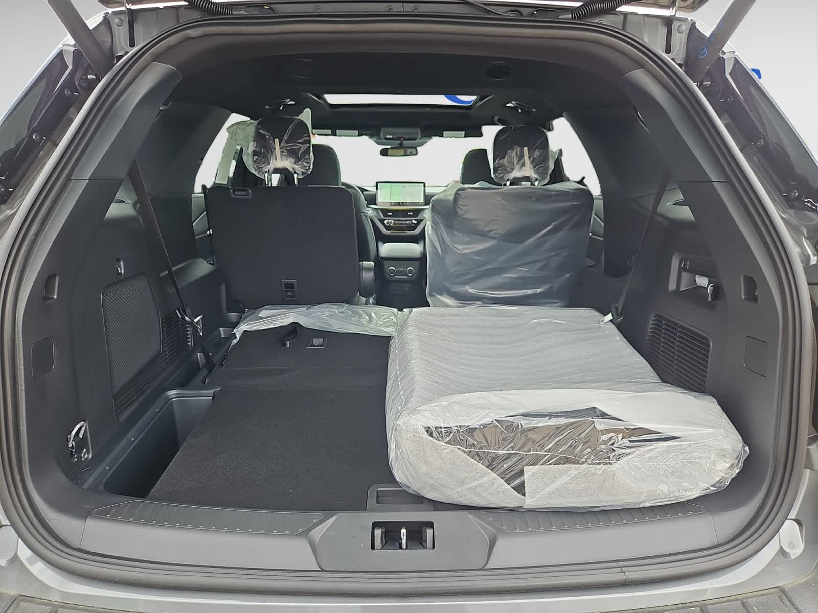 new 2025 Ford Explorer car, priced at $50,485