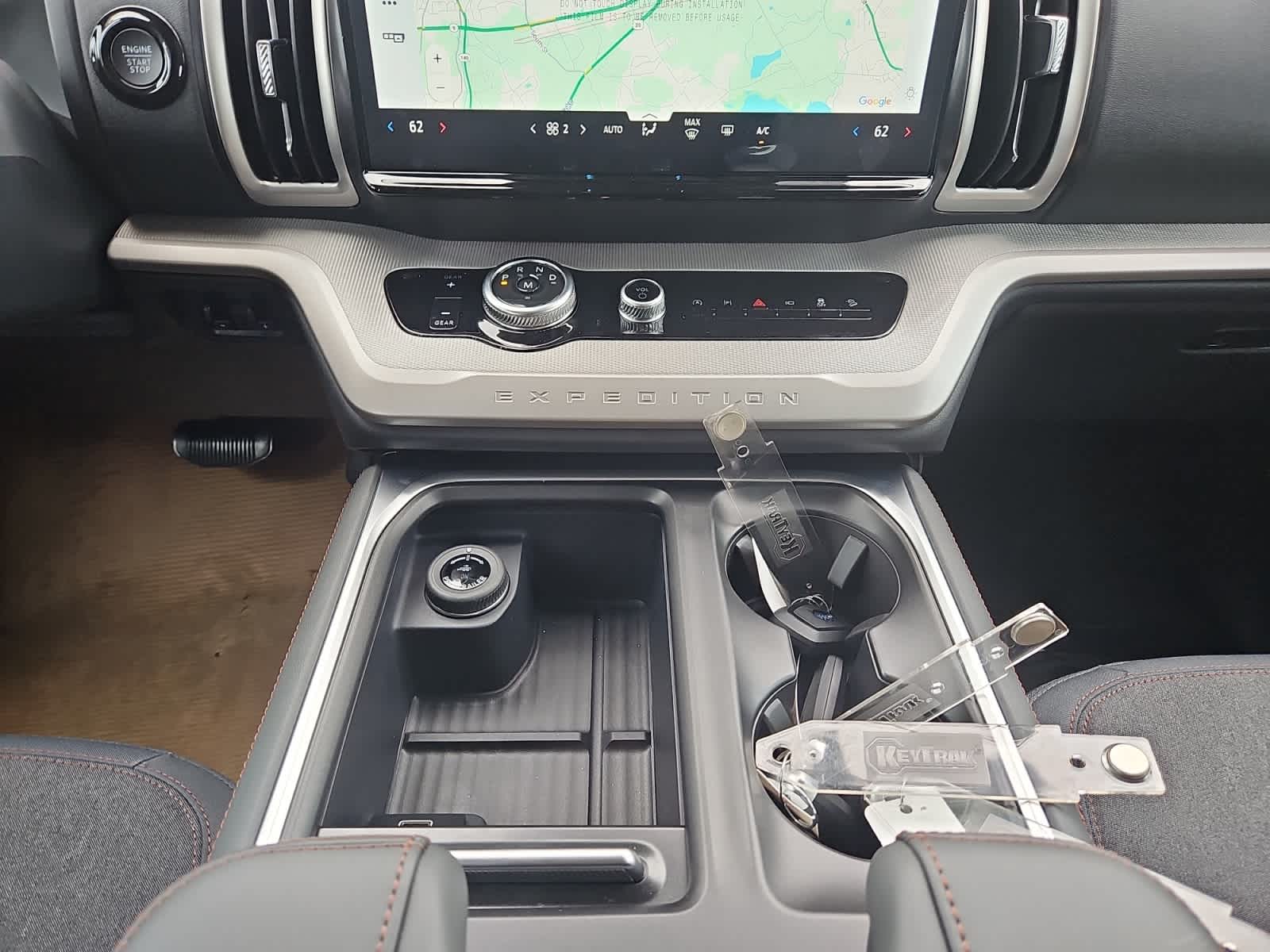 new 2025 Ford Expedition car, priced at $67,490