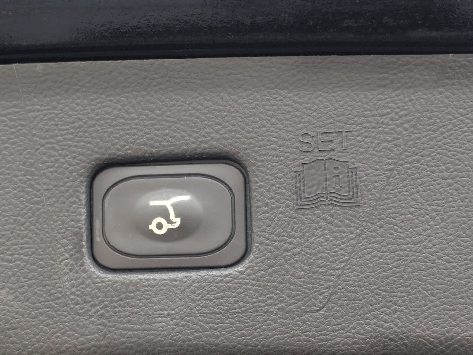 used 2022 Ford Edge car, priced at $28,498