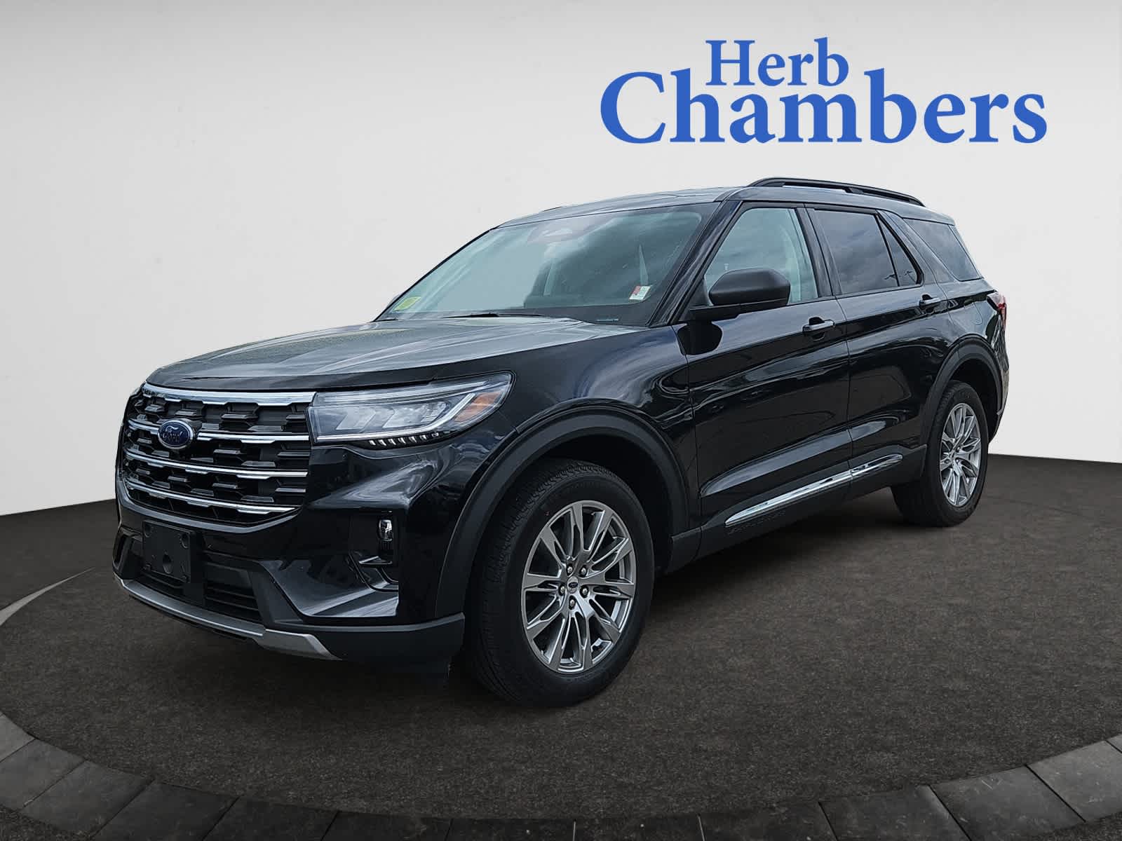 new 2025 Ford Explorer car, priced at $48,185