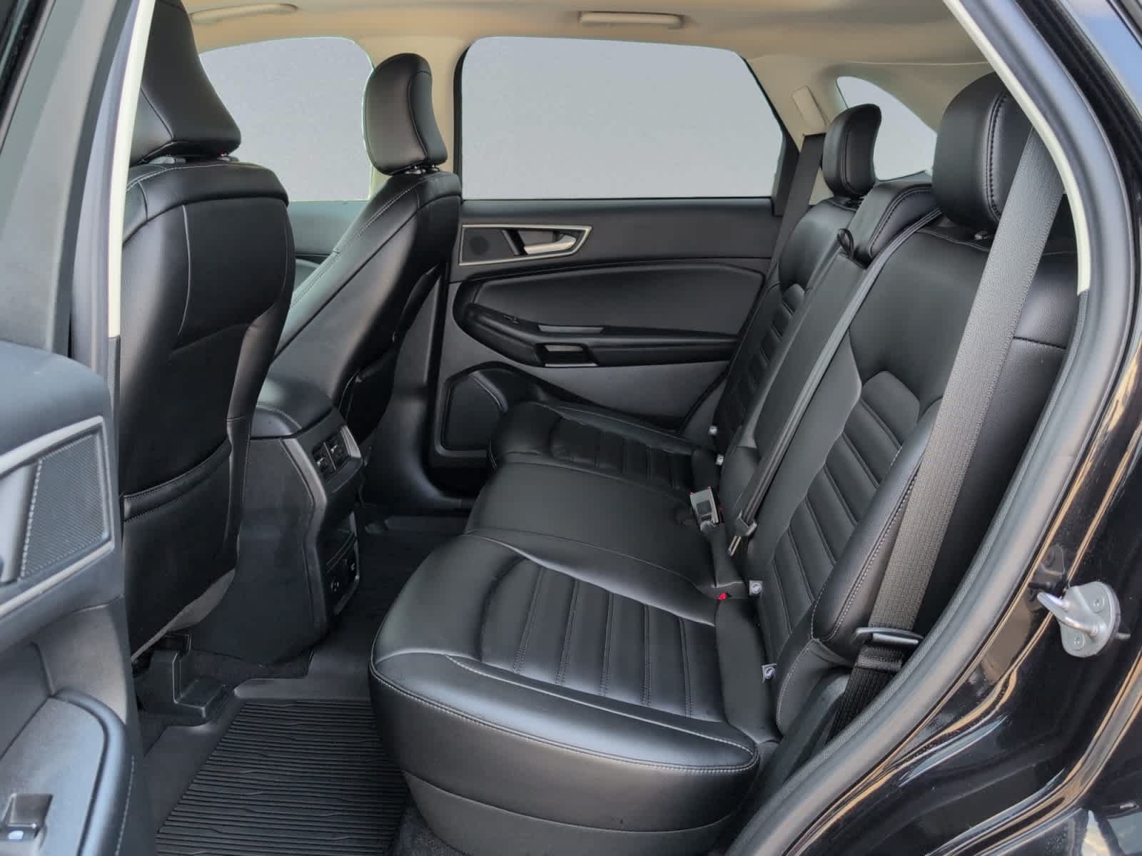 used 2022 Ford Edge car, priced at $26,998