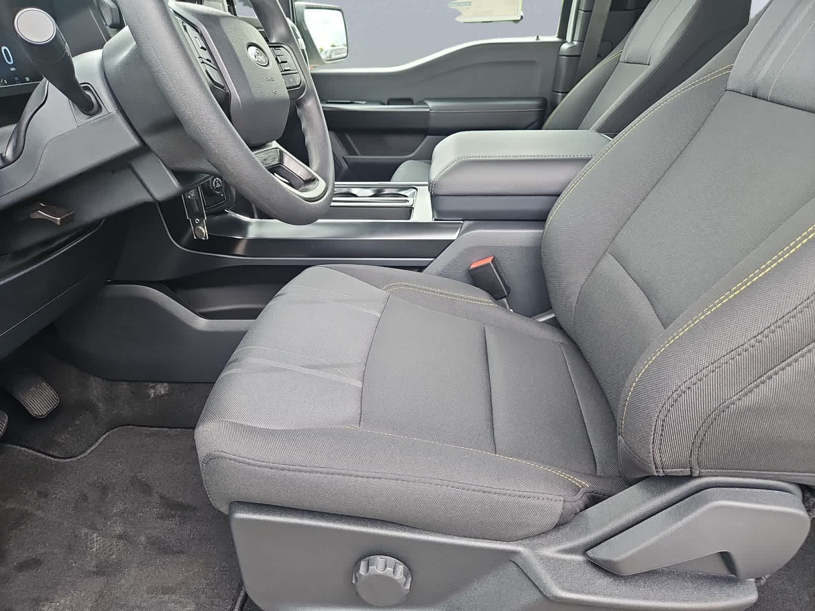 new 2025 Ford F-150 car, priced at $49,815