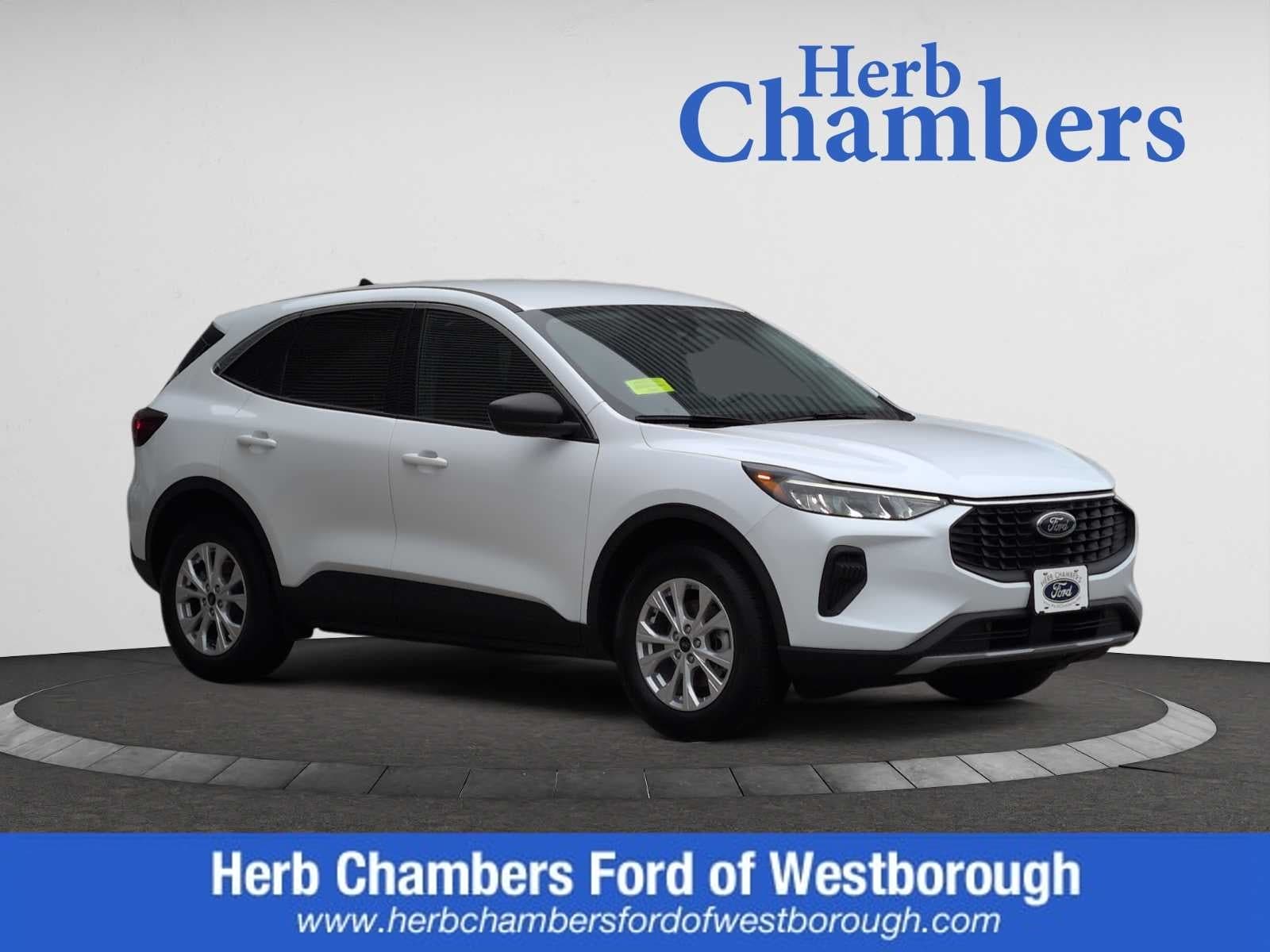 used 2024 Ford Escape car, priced at $28,998