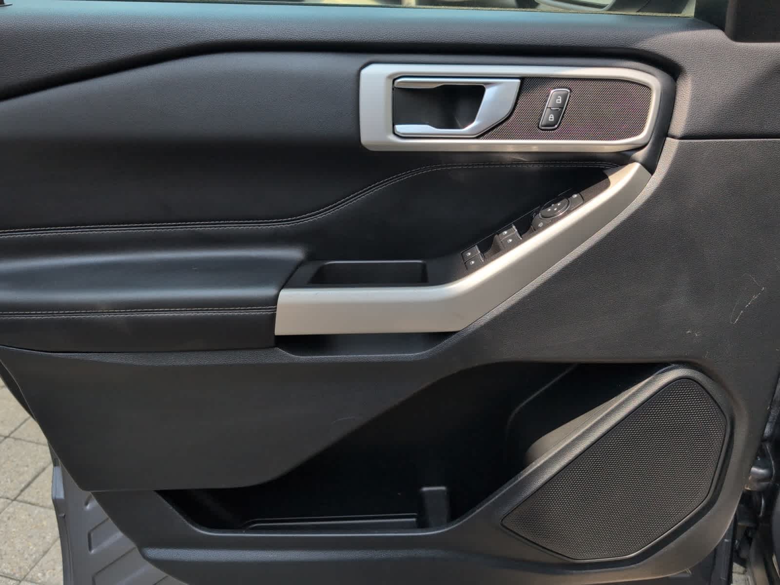 used 2022 Ford Explorer car, priced at $31,998