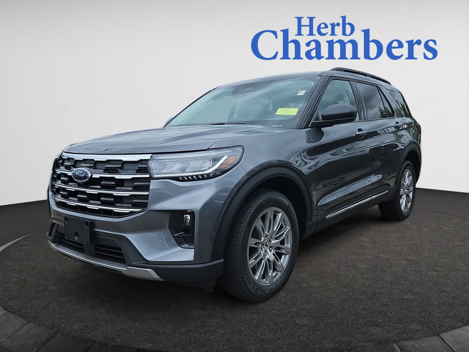 new 2025 Ford Explorer car, priced at $48,185