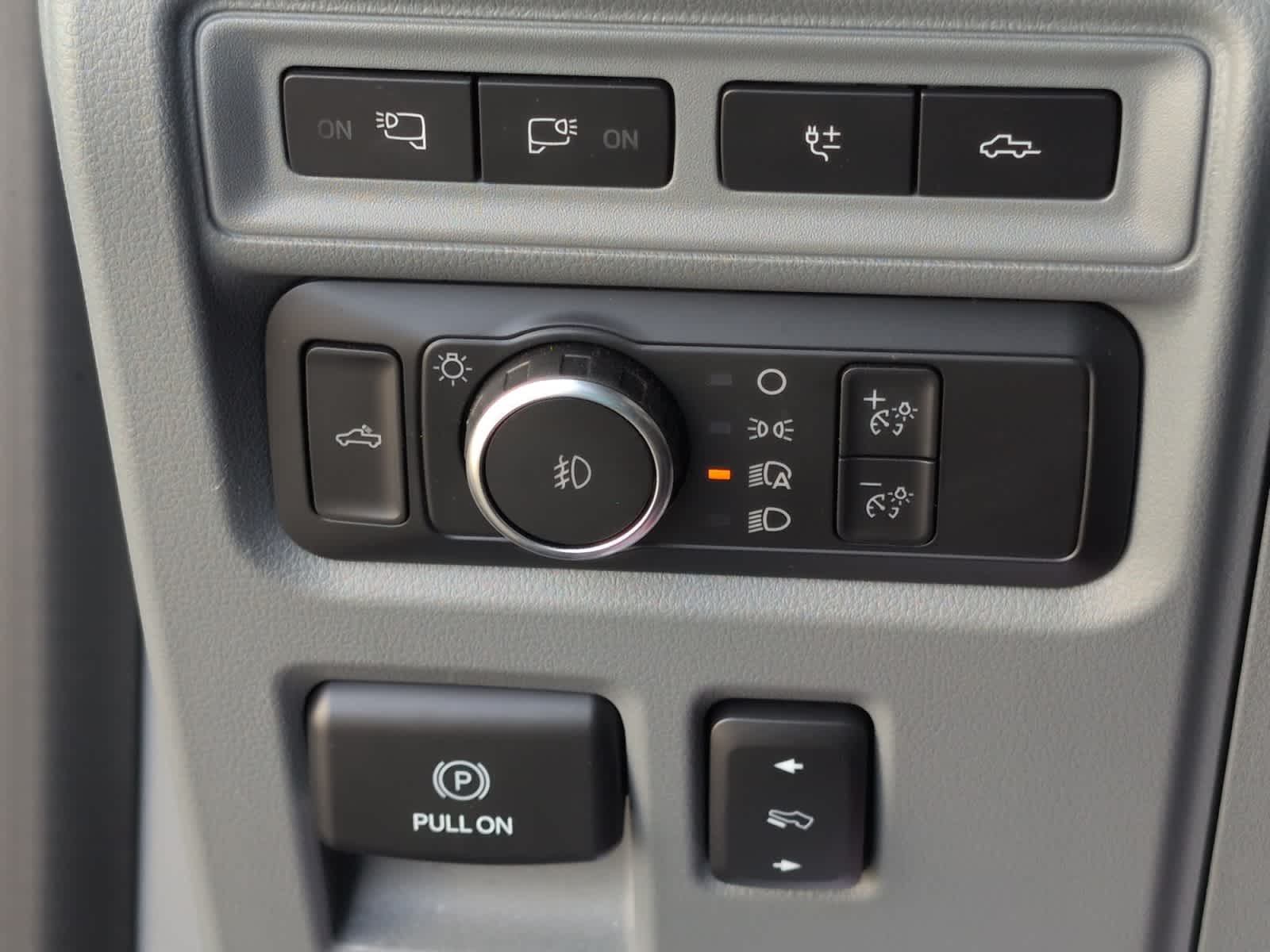 used 2021 Ford F-150 car, priced at $39,998