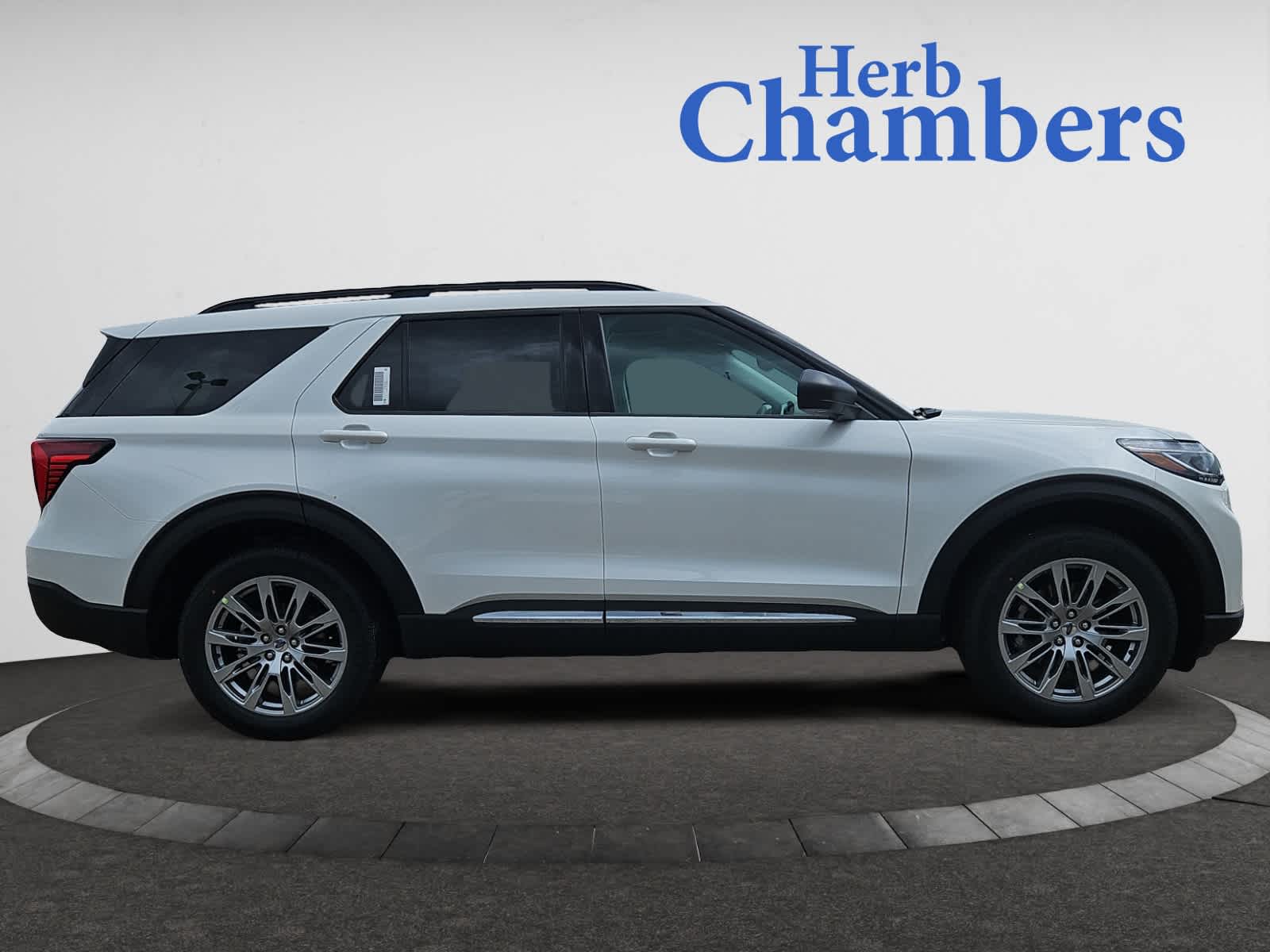 new 2025 Ford Explorer car, priced at $51,235