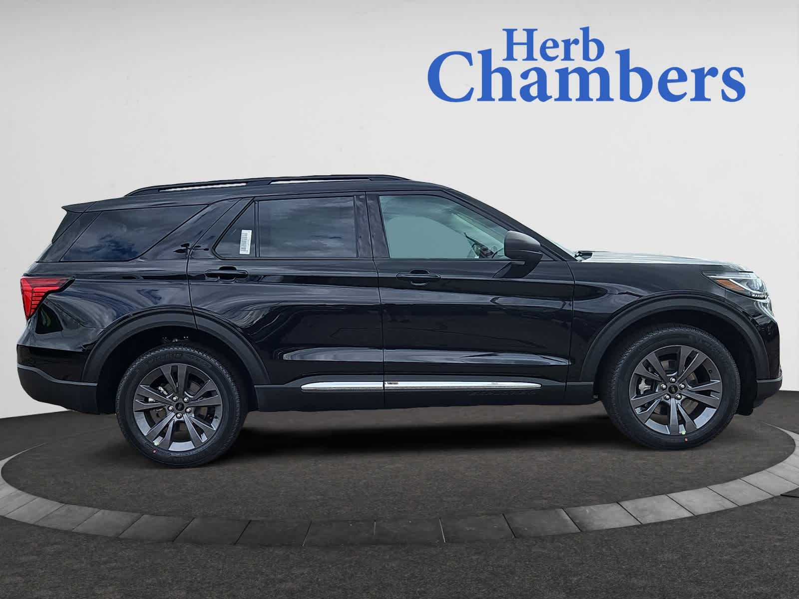 new 2025 Ford Explorer car, priced at $46,348