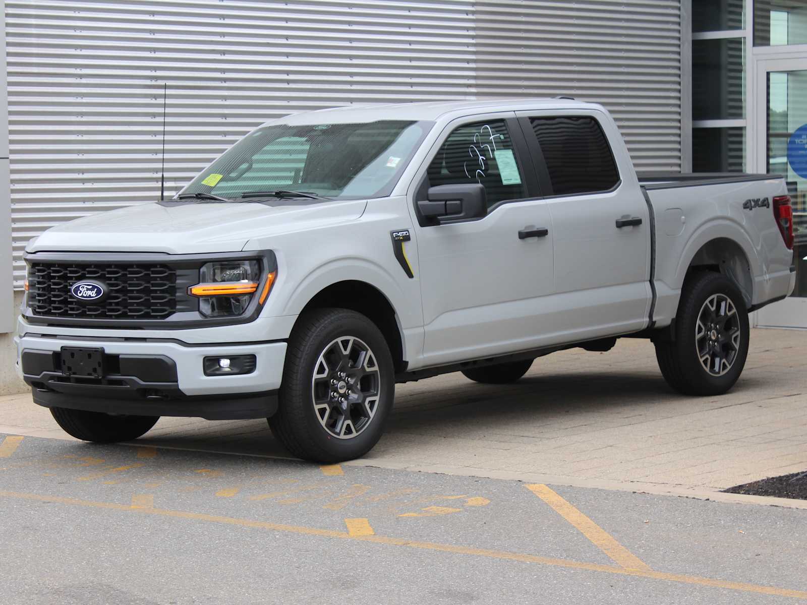 new 2024 Ford F-150 car, priced at $52,960