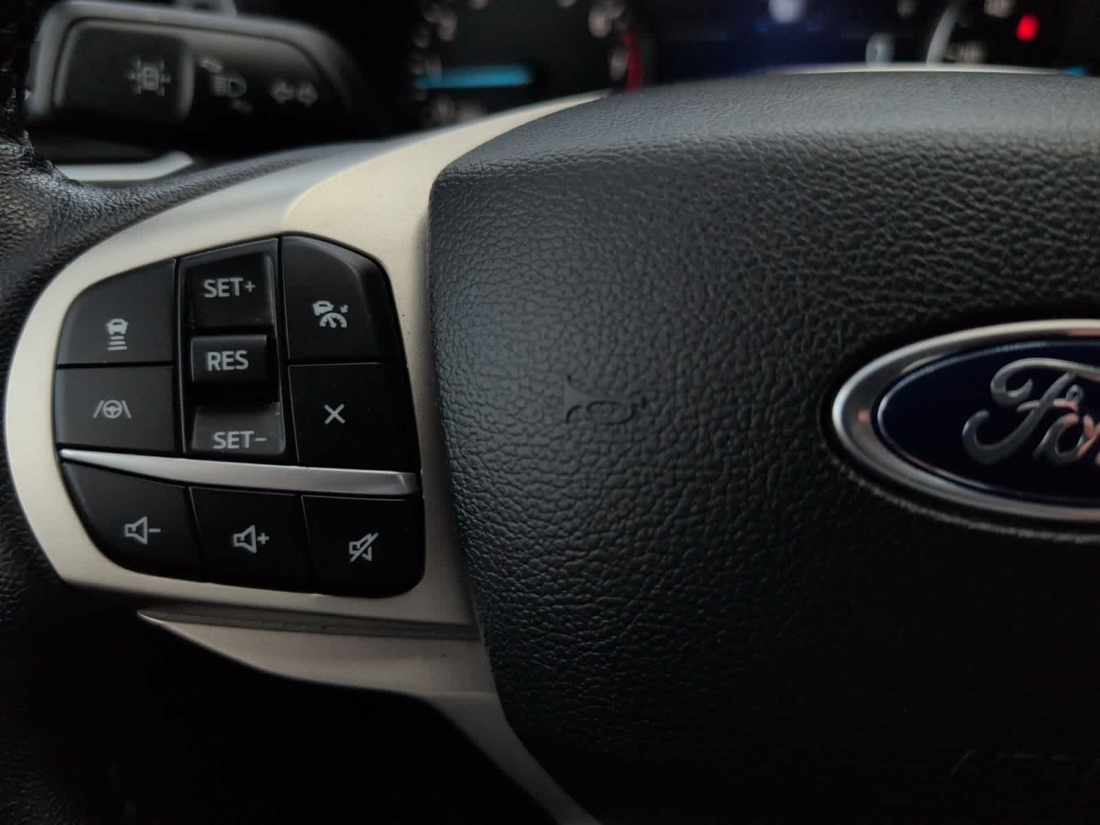 used 2022 Ford Explorer car, priced at $32,998