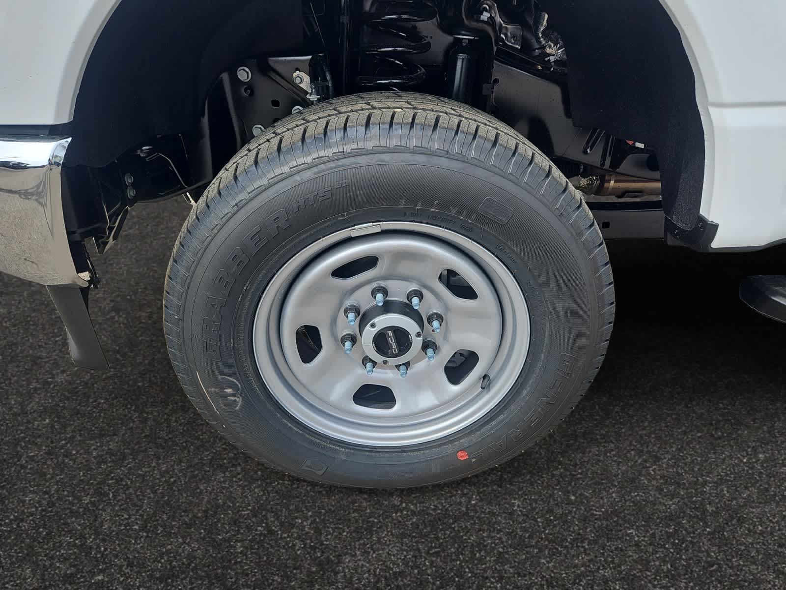 new 2025 Ford Super Duty F-350 SRW car, priced at $53,700