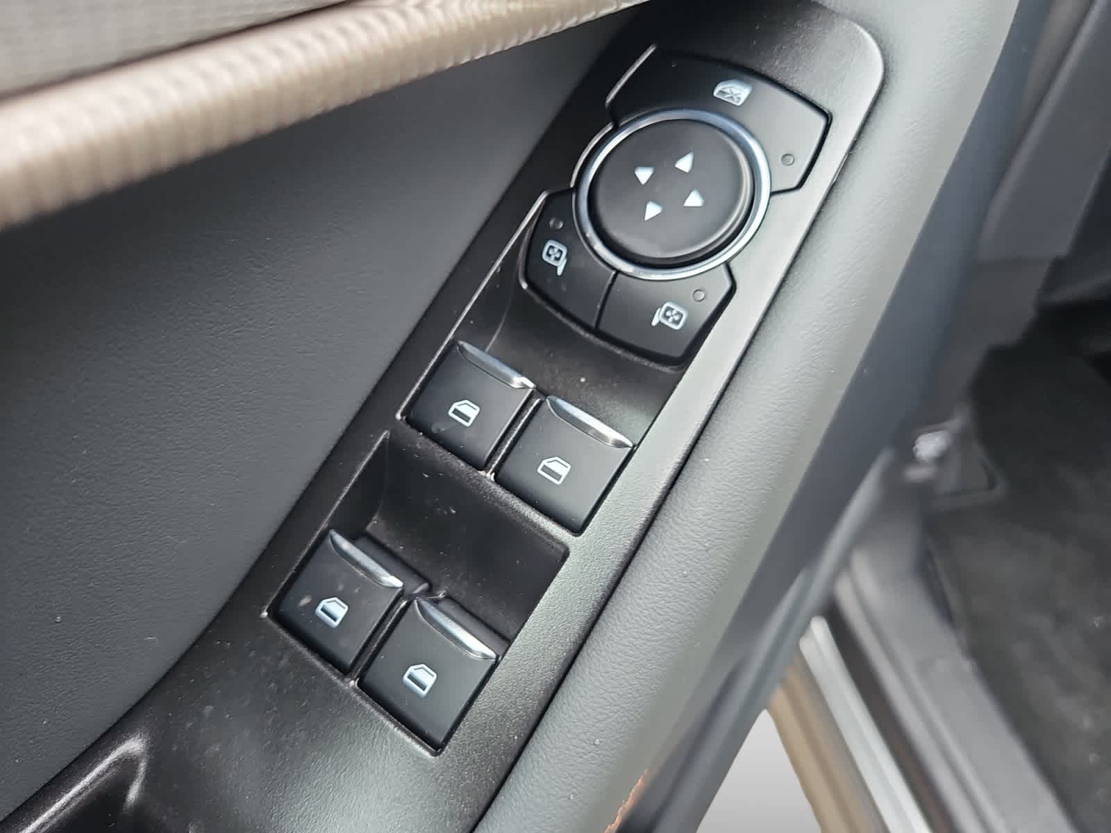 new 2025 Ford Explorer car, priced at $48,185