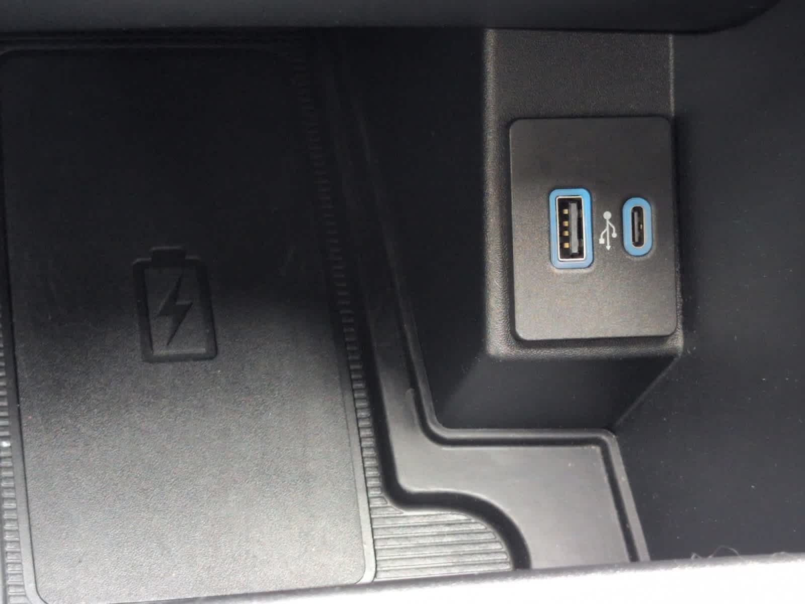 used 2022 Ford Edge car, priced at $28,498