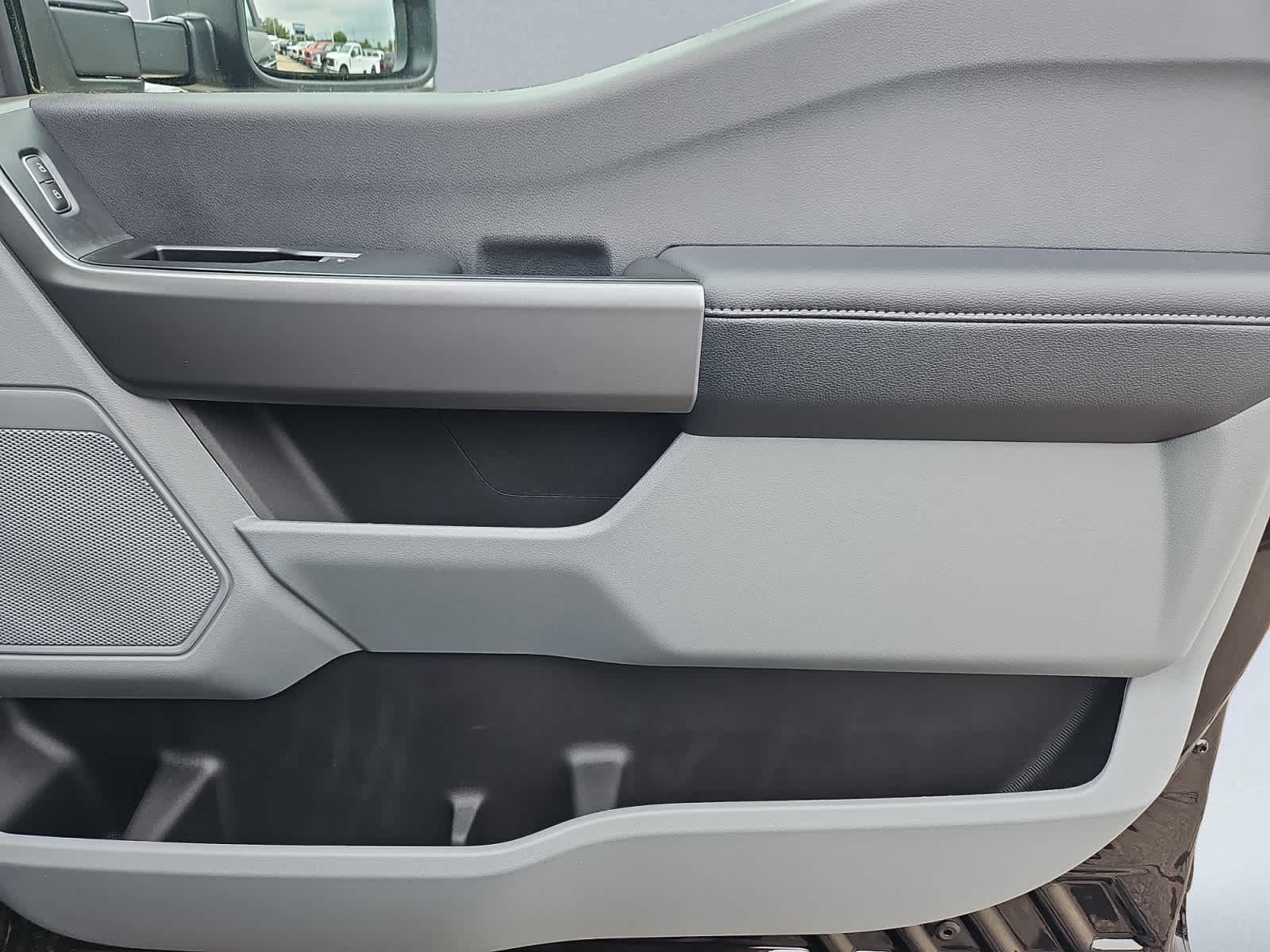 new 2025 Ford Super Duty F-350 SRW car, priced at $64,530