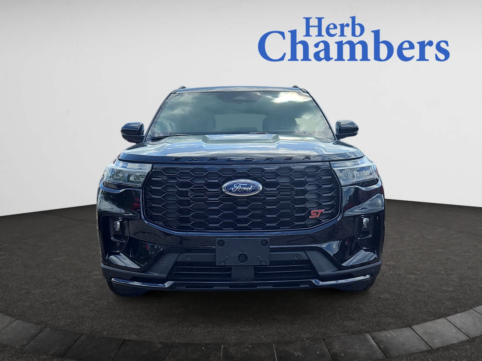new 2025 Ford Explorer car, priced at $61,685