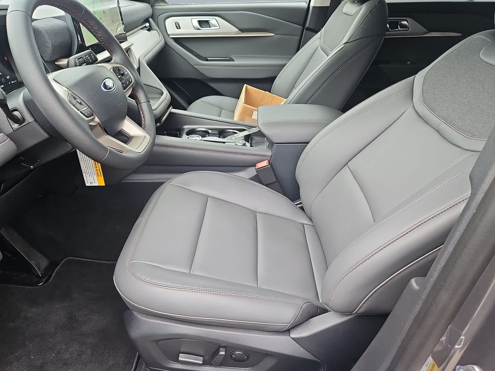 new 2025 Ford Explorer car, priced at $48,185