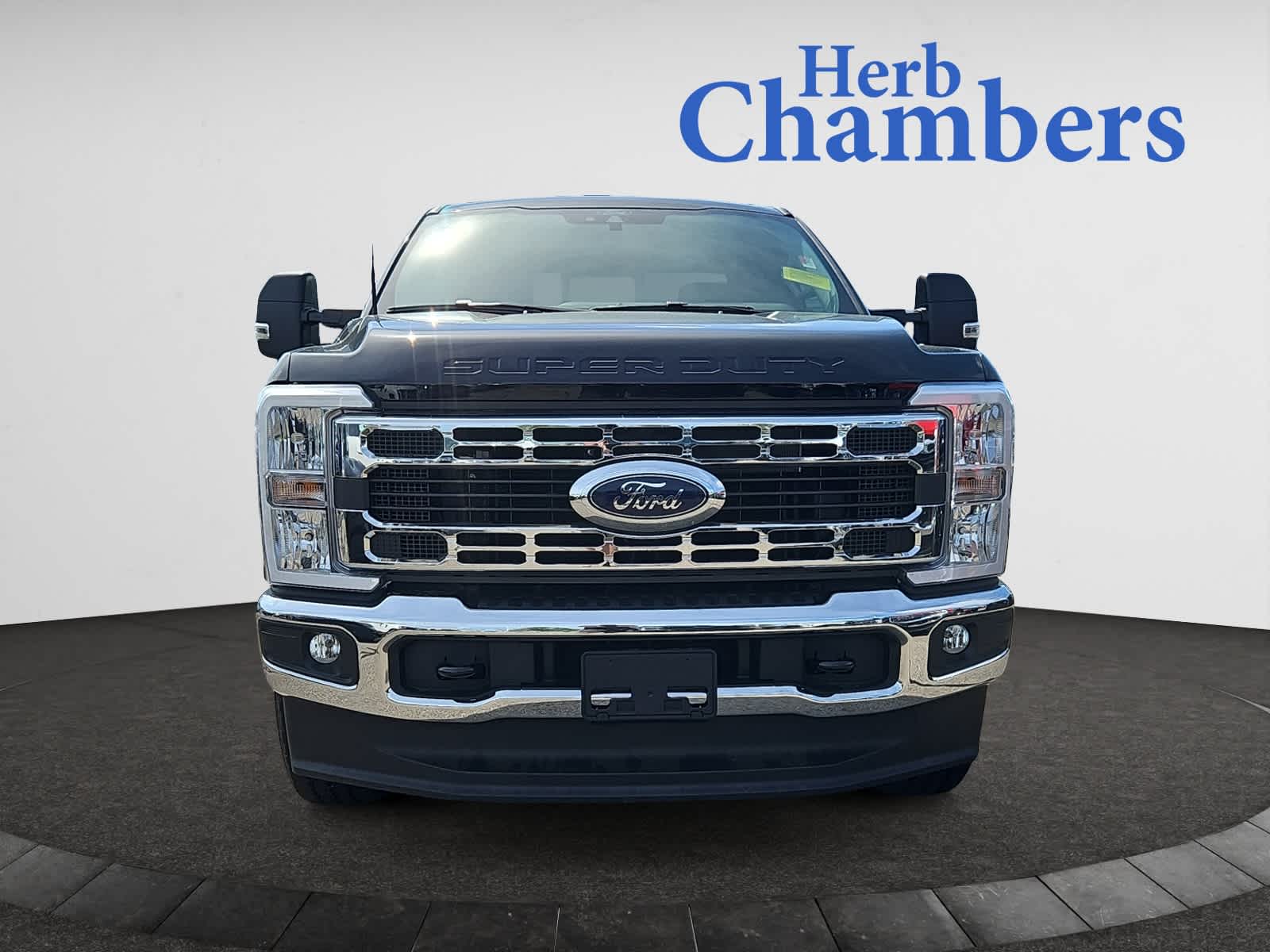 new 2025 Ford Super Duty F-350 SRW car, priced at $61,205