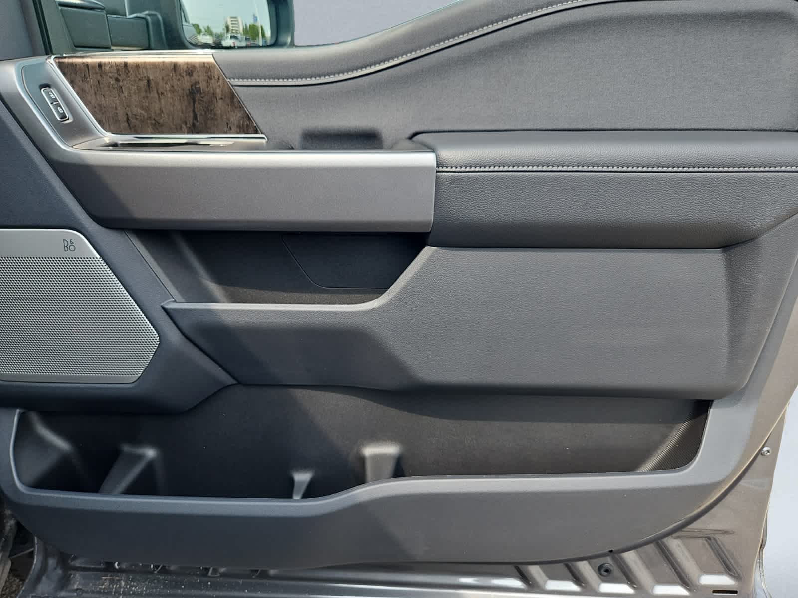 new 2025 Ford Super Duty F-250 SRW car, priced at $72,275