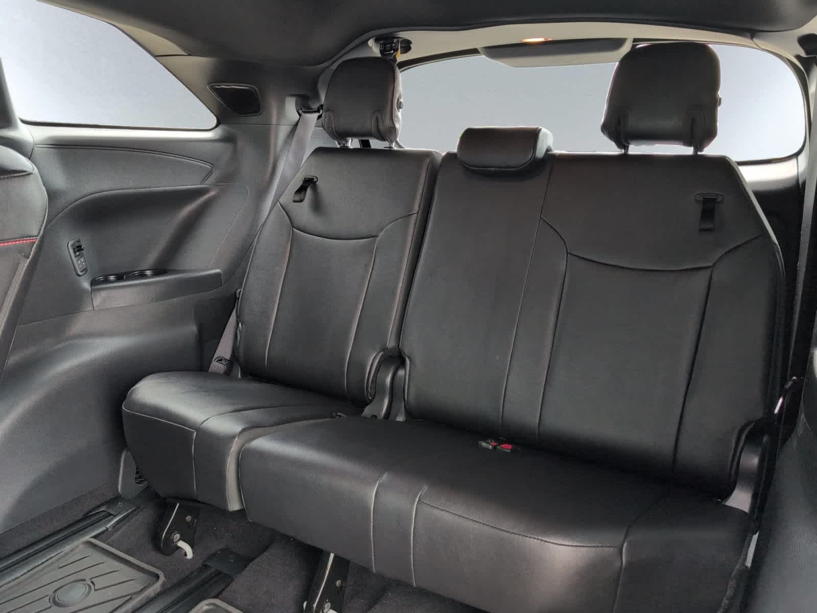 used 2025 Toyota Sienna car, priced at $51,998