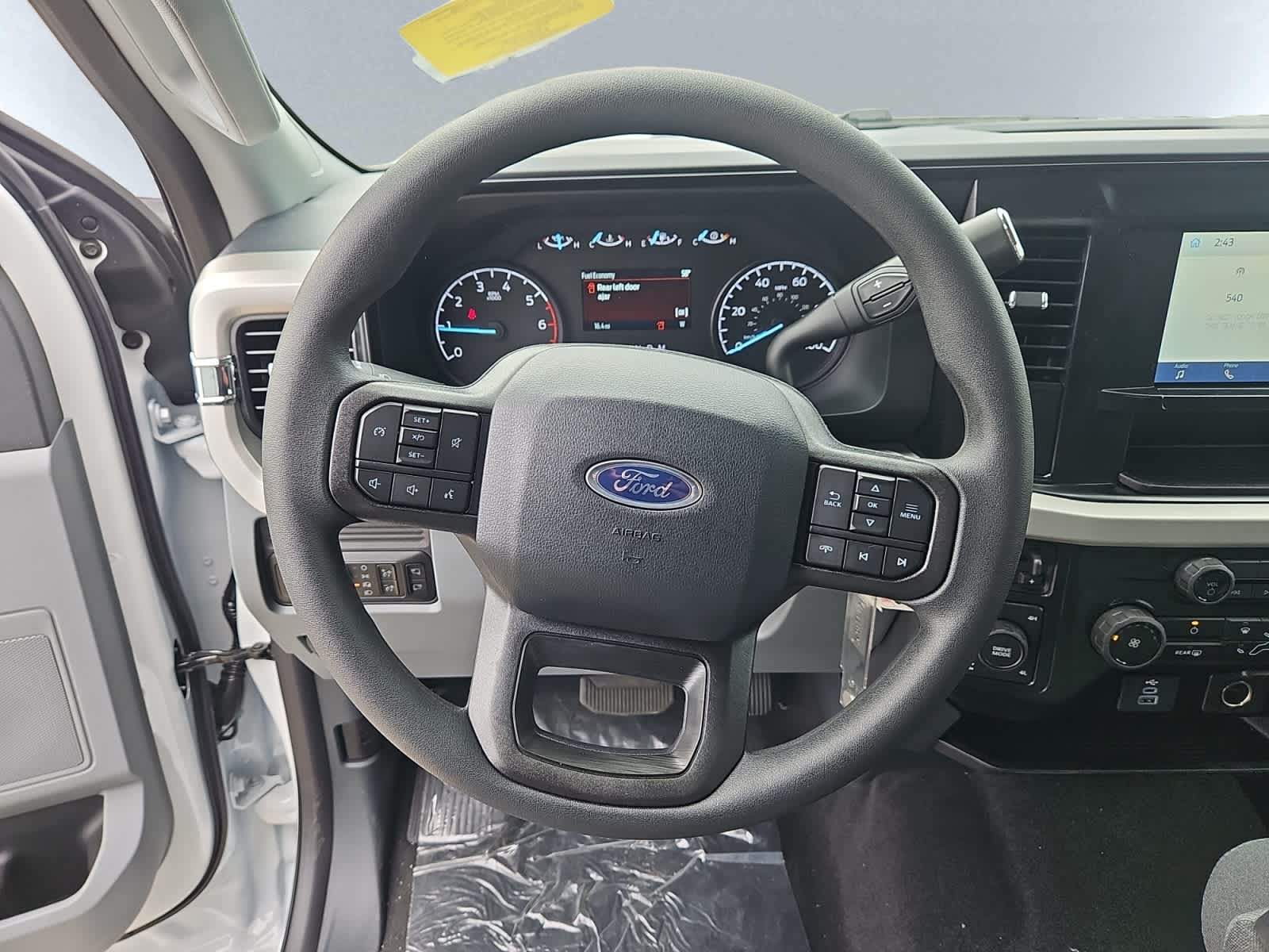 new 2025 Ford Super Duty F-250 SRW car, priced at $60,895