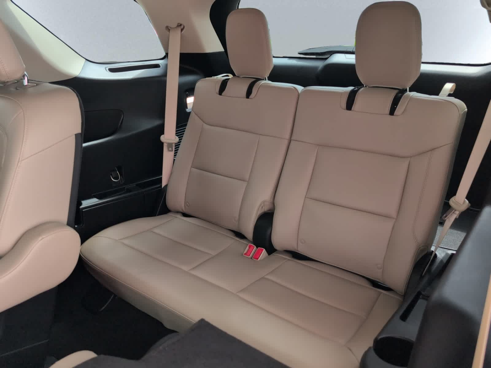 used 2023 Ford Explorer car, priced at $27,998