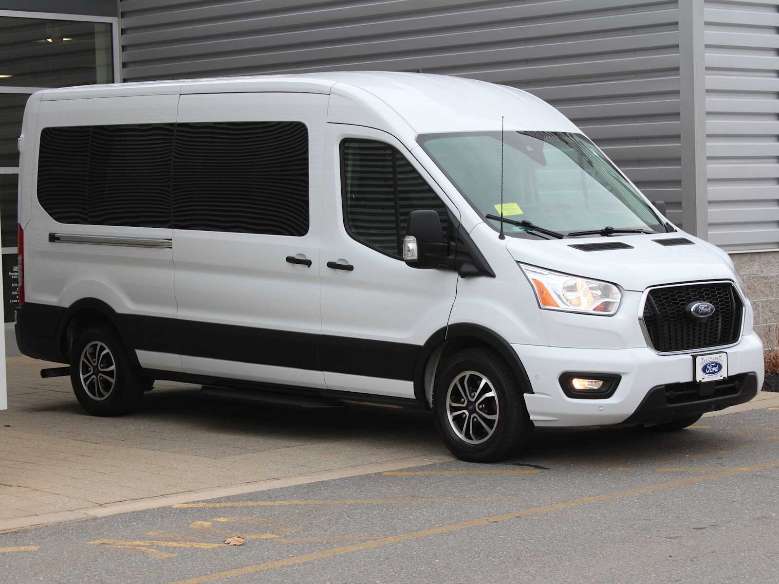 used 2022 Ford Transit-350 Passenger car, priced at $59,998